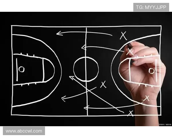 重庆篮球队在洲际杯中的默契配合与战术执行分析