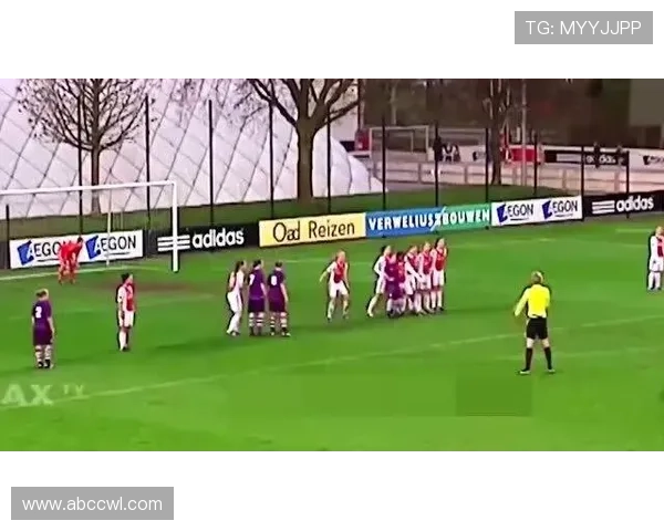 乐趣星球足球明星款带你体验无尽的足球乐趣与激情